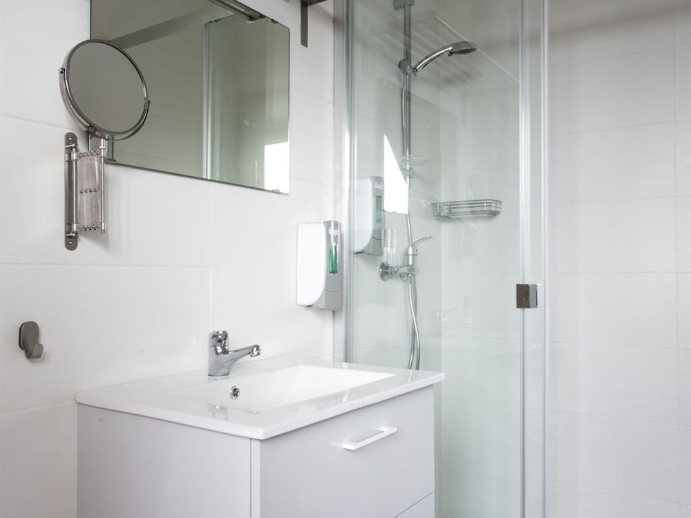 Comfort Double Room, Ensuite (Sans Kitchenette) photo 2
