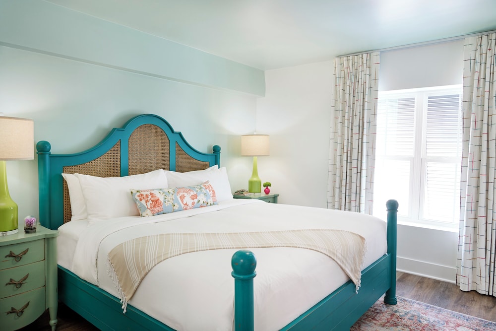 Premier King Suite
