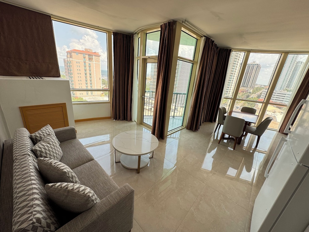 Deluxe Suite - Photo 4