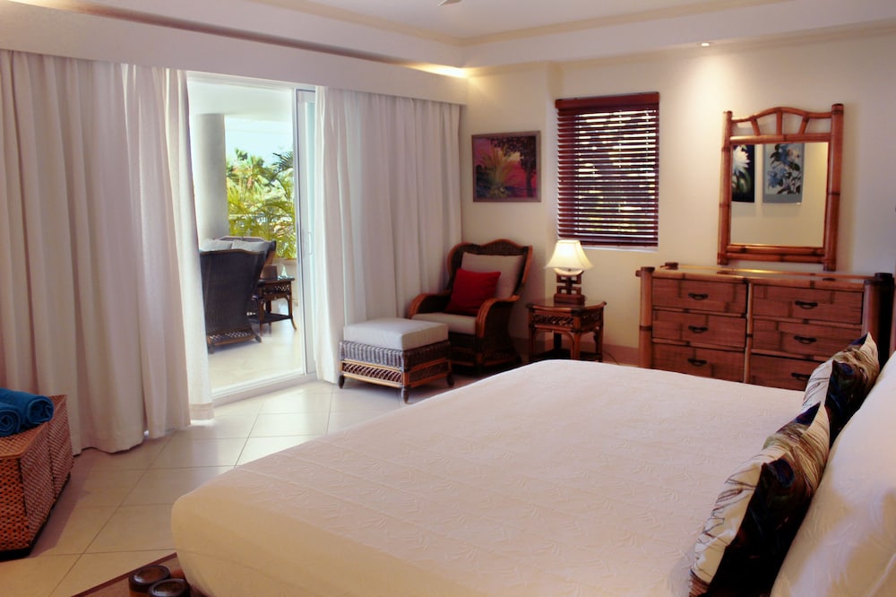 Deluxe Condo, 3 Bedrooms, Balcony, Ocean View photo 3
