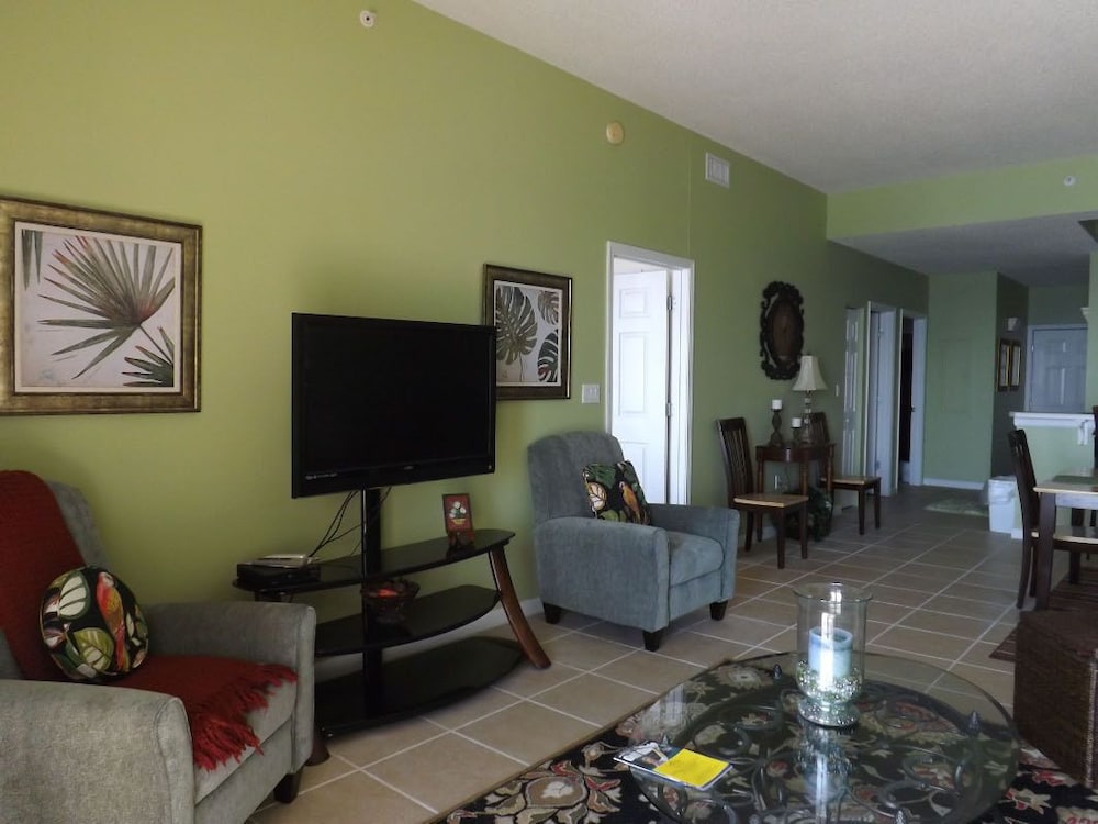 Condo, 4 Bedrooms, Kitchen, Beachfront (1308 ) photo 1