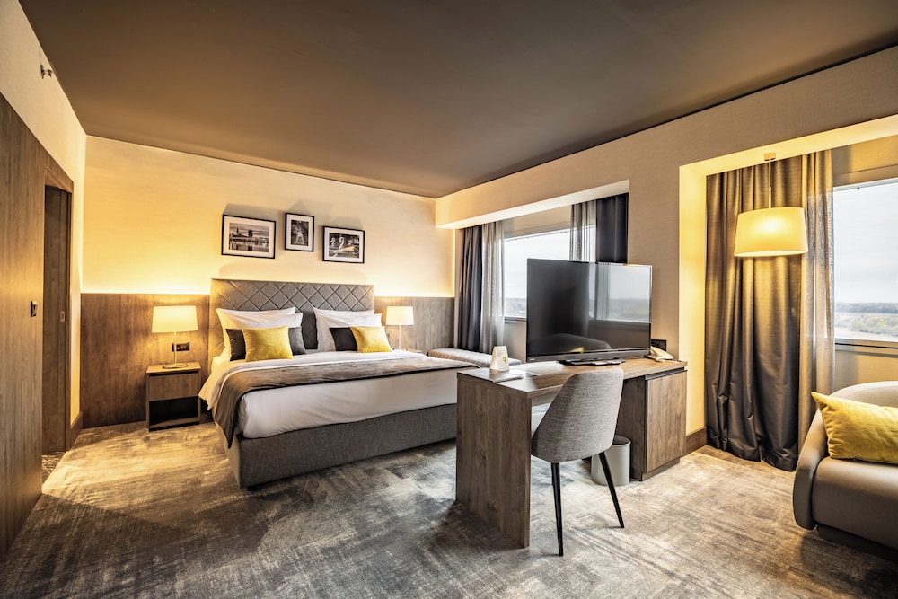 River Junior suite photo 1