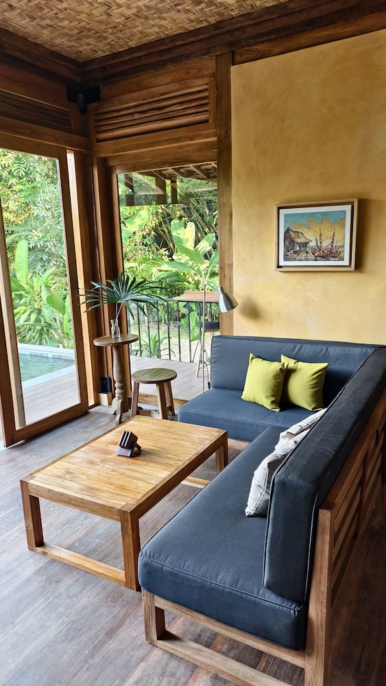 Villa, Pool View photo 3