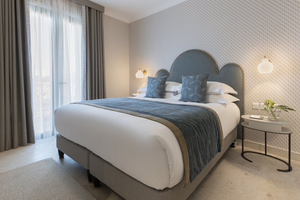 Pegasus Suite