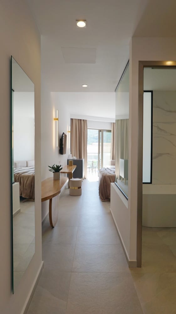 Junior Suite - Photo 2