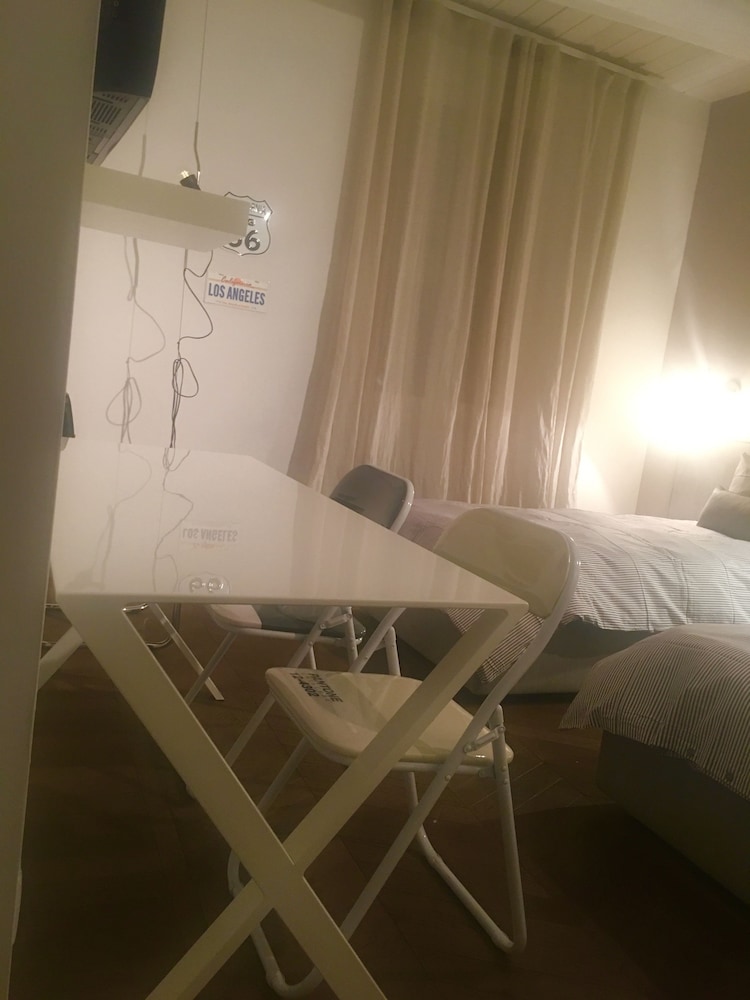 Comfort Suite, 2 Twin Beds, City View photo 3