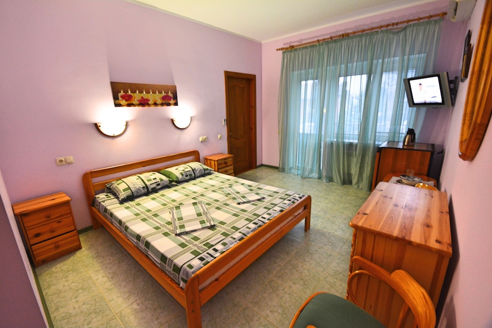 Standard Double Room, Balcony photo 3