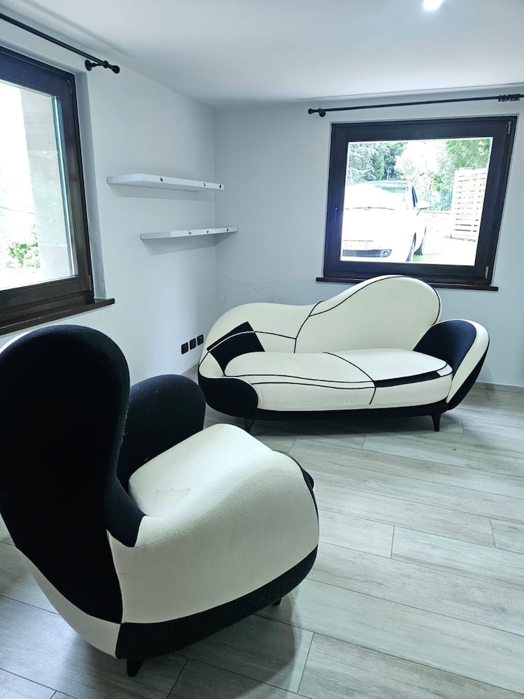 Villa photo 3