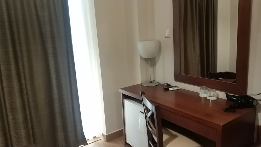Single Room - Photo 10