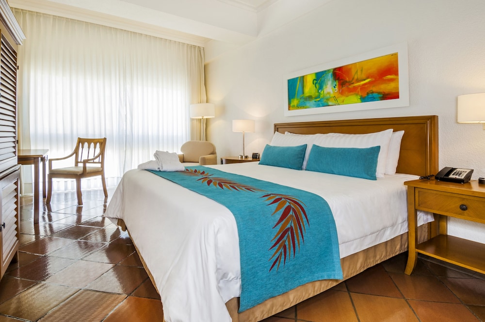Executive Room, 1 King Bed - Photo 2