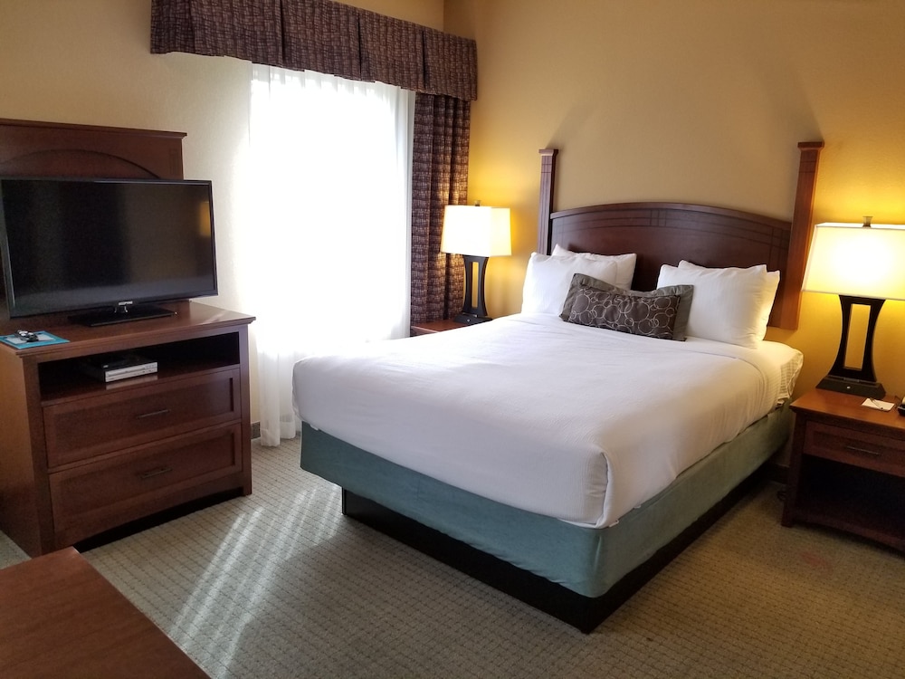 Suite, 2 Bedrooms, Kitchen (2 Queen Beds, Sofa Bed) - Photo 2