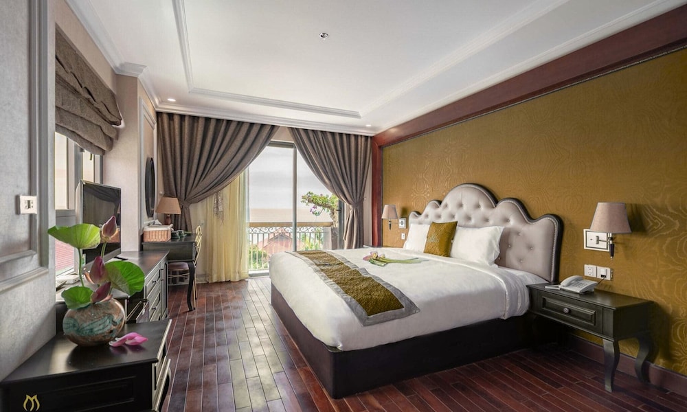 Suite, Sea View - Photo 1