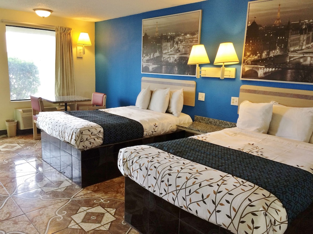 Room, 2 Double Beds, Non Smoking photo 2
