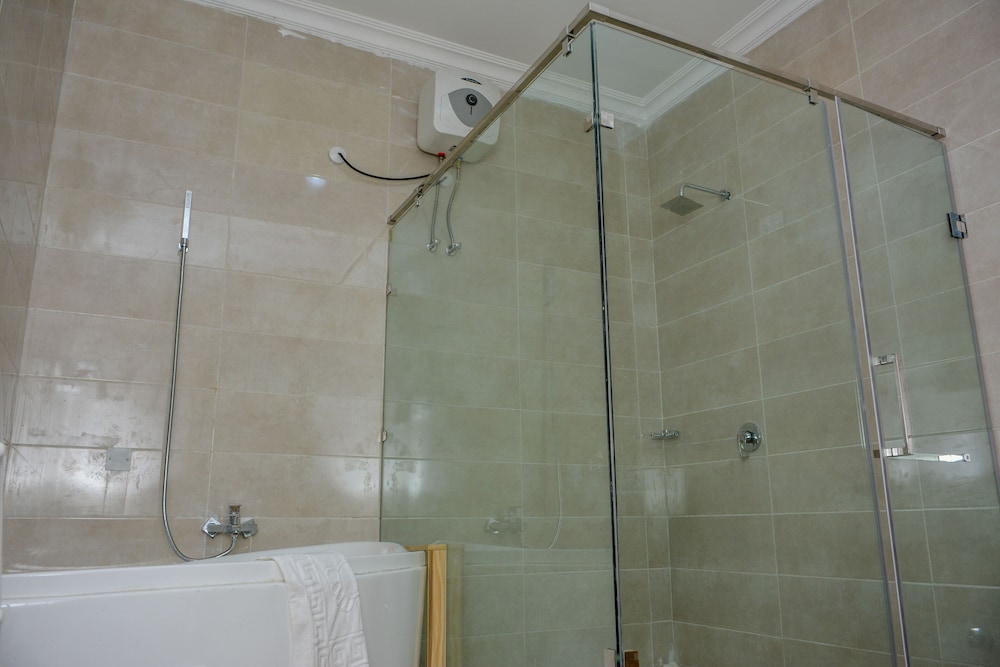 Executive Suite, 1 King Bed photo 2
