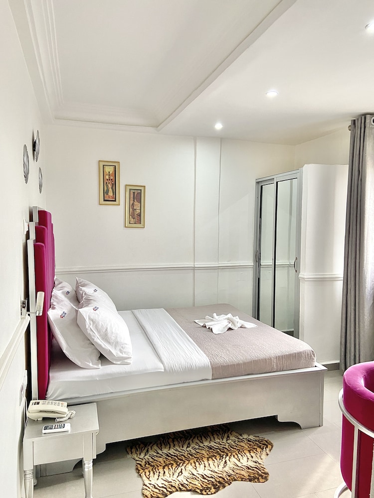 Premium Double Room photo 3