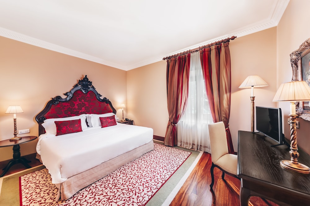 Deluxe Room (Convent) - Photo 1