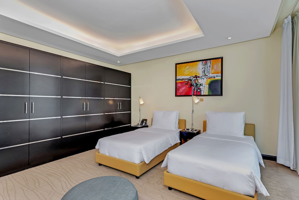 Suite, Multiple Beds, City View (Superior Four Bedroom) - Photo 5