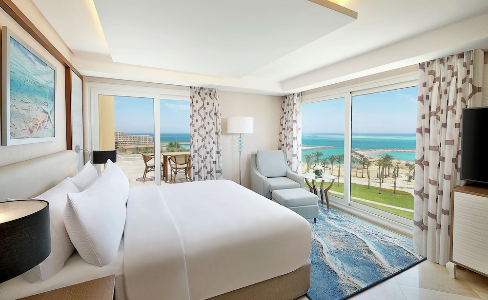 Suite, Multiple Beds, Kitchenette, Sea View (Infinity)