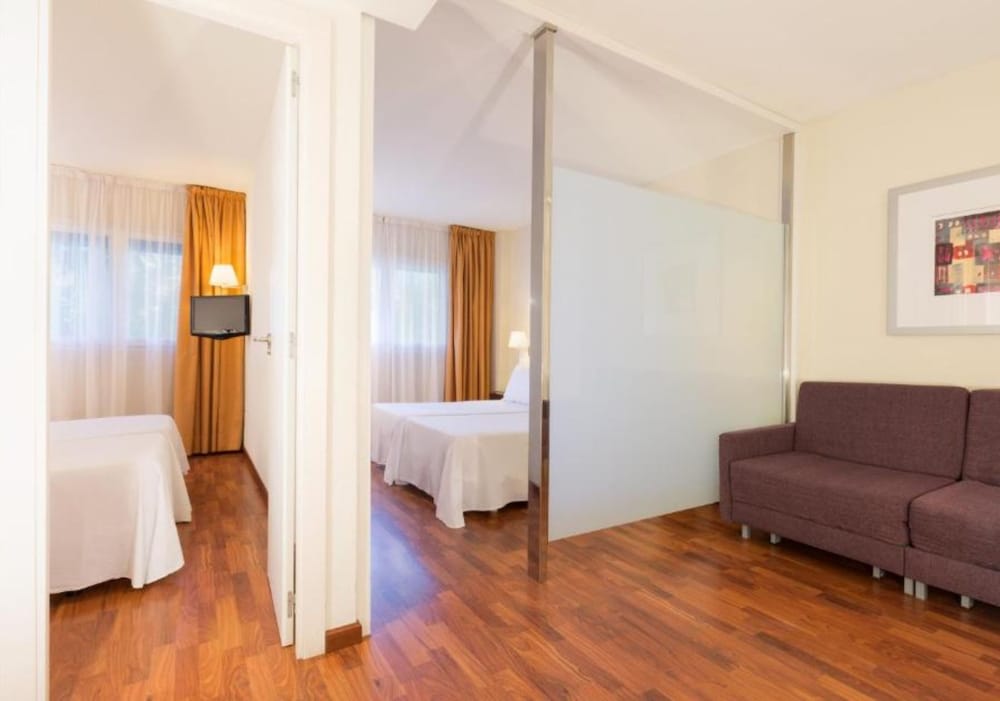 Double Room (XL, 2 adults + 2 children), photo 6