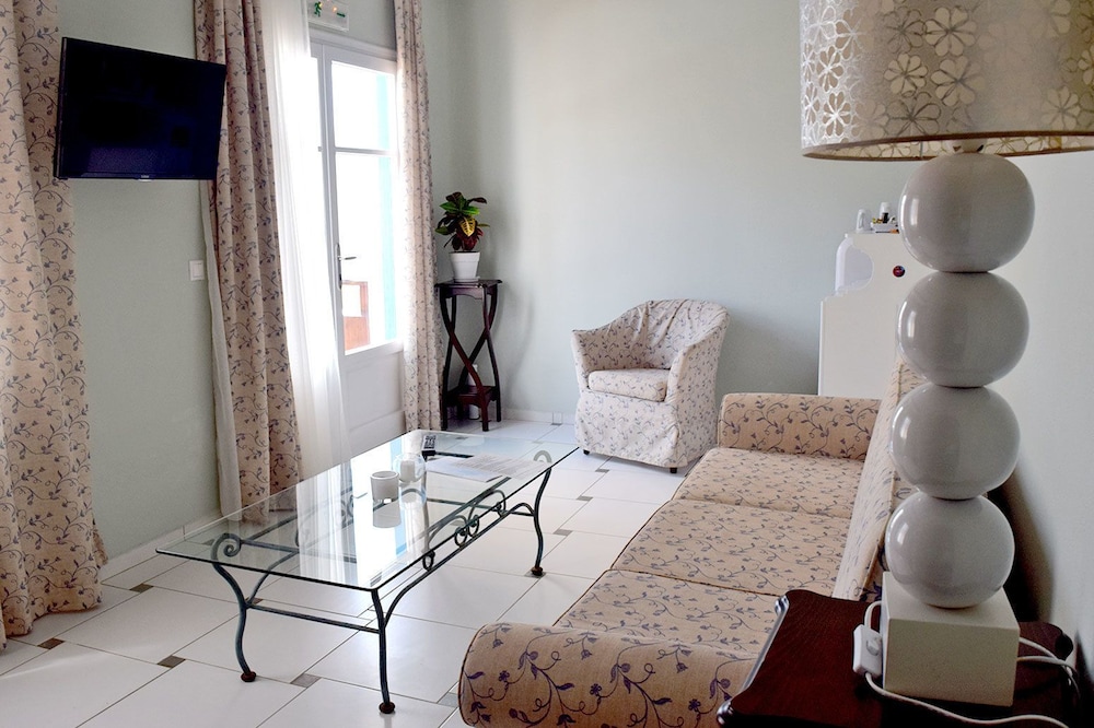 Spa Suite, Sea View - Photo 7