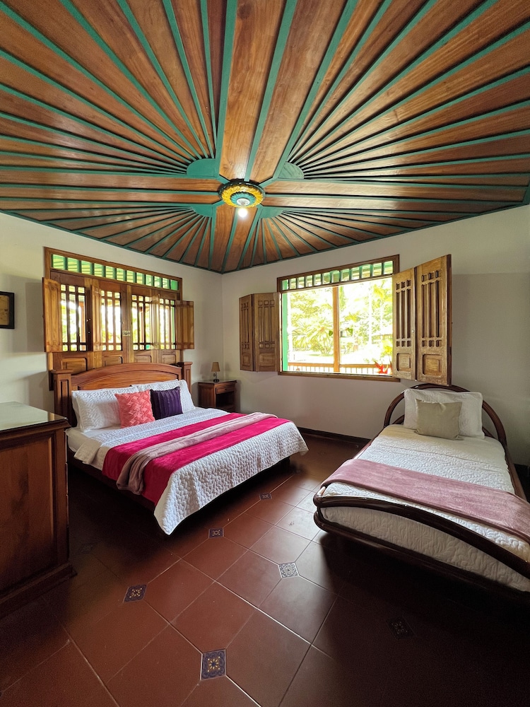 Comfort Room photo 1