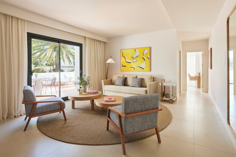 Suite (Marbella) photo 2