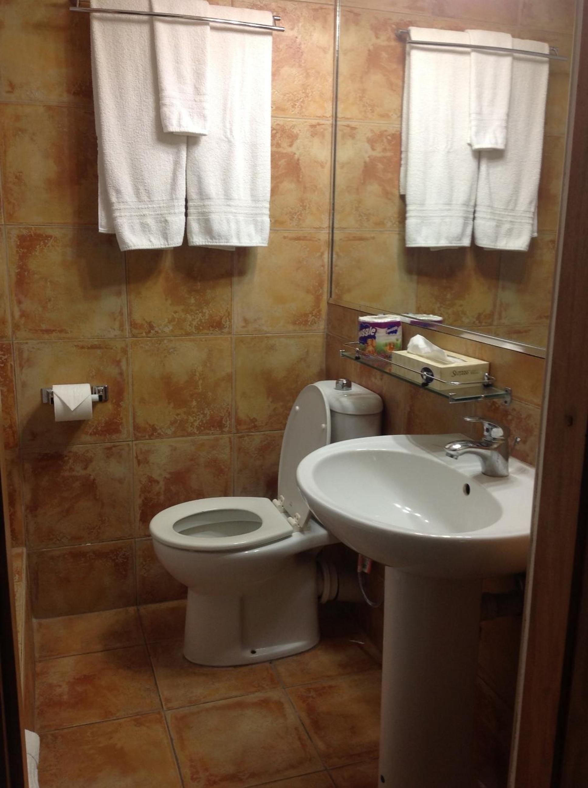 Budget Double Room photo 2
