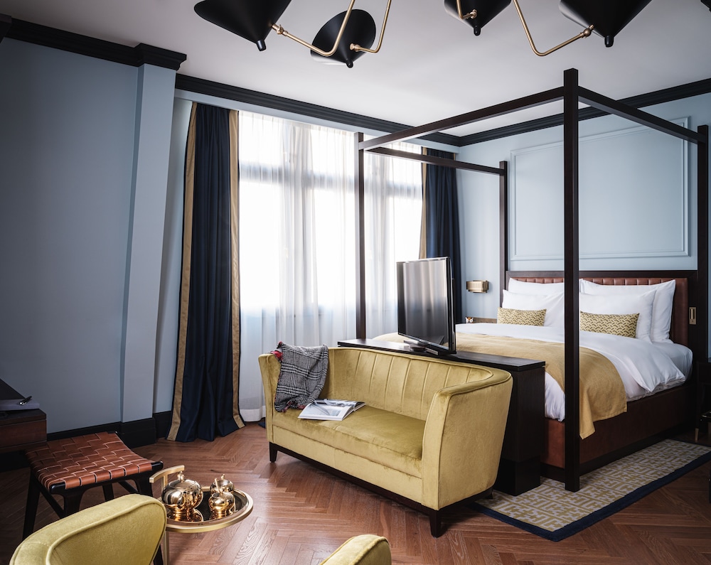 Junior Suite, 1 Bedroom - Photo 13
