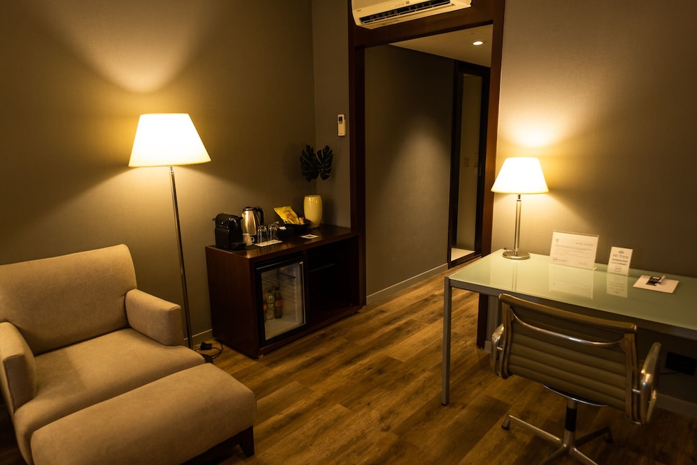 Executive Twin Room, 2 Twin Beds, Non Smoking photo 3