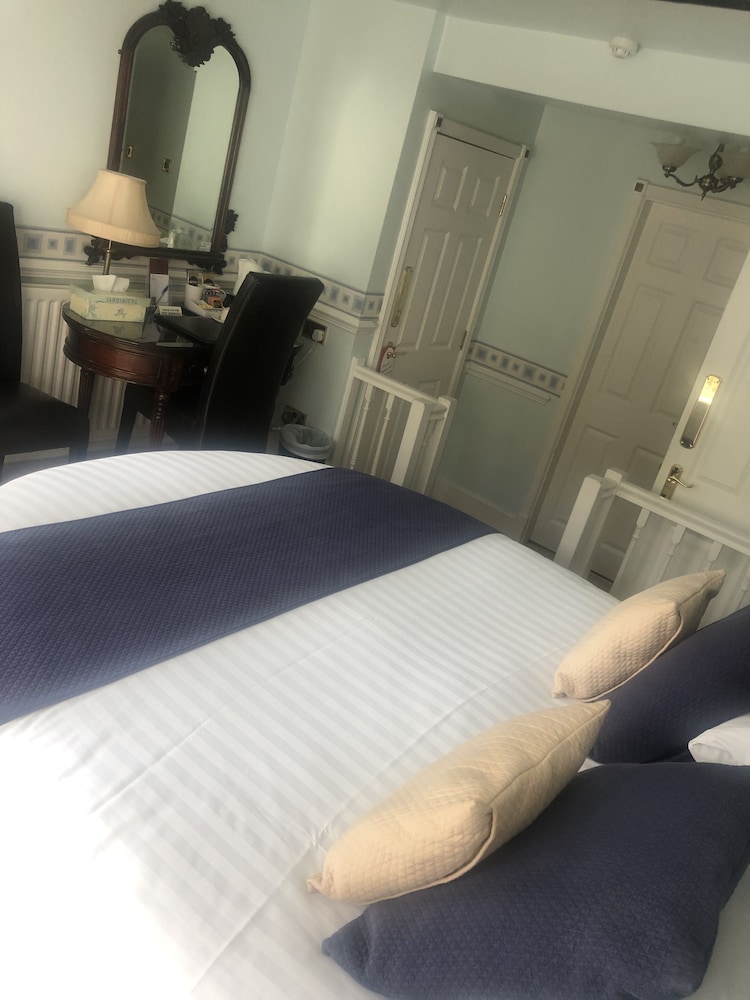 Standard Double Room photo 3
