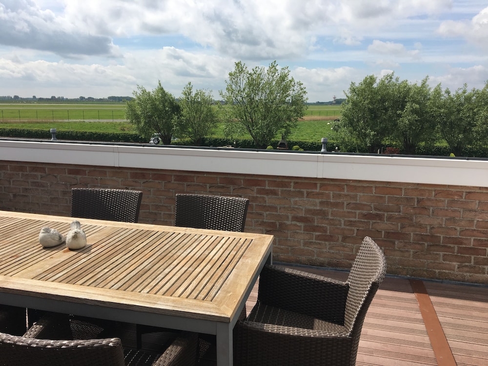 Comfort Double Room, Balcony, Garden View photo 3