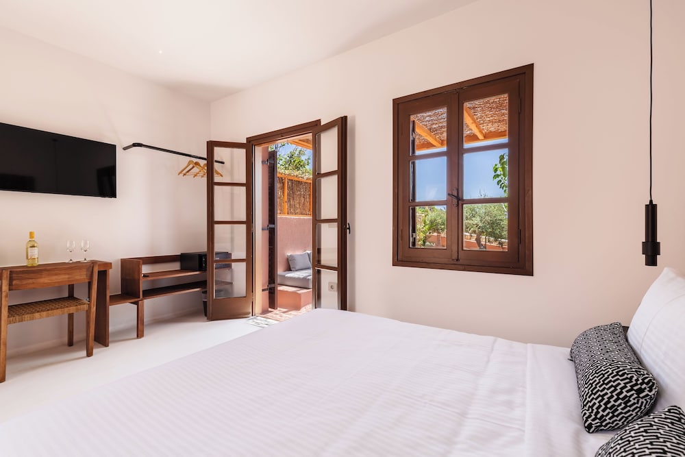 Honeymoon Double Room, 1 Queen Bed with Sofa bed, Sea View