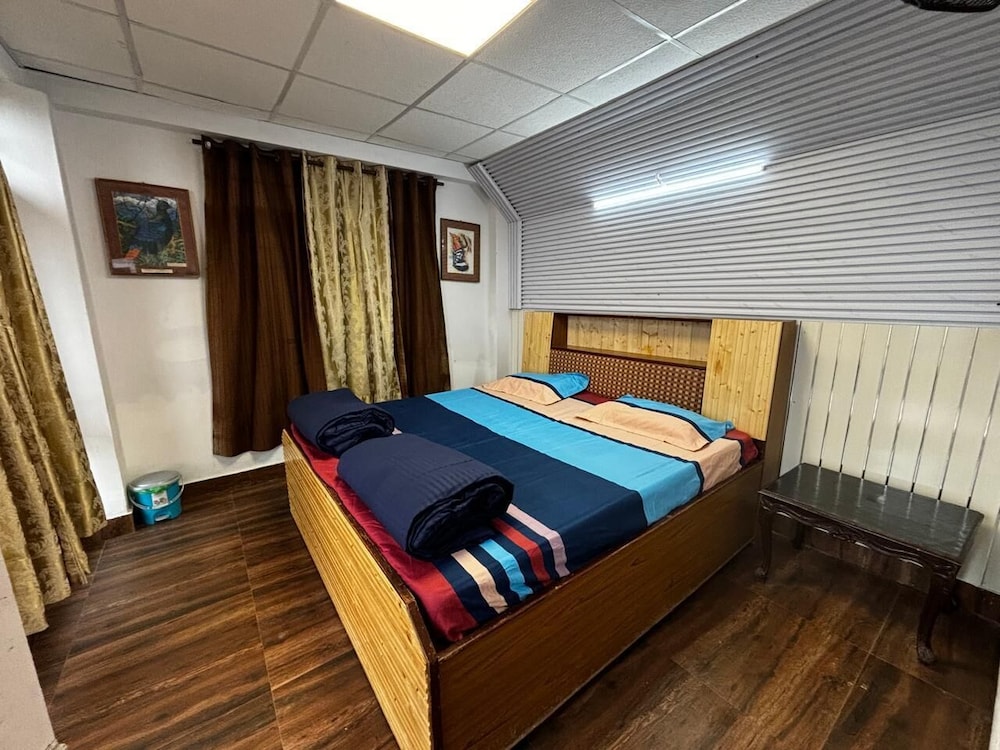Deluxe Room, Balcony, Mountain View