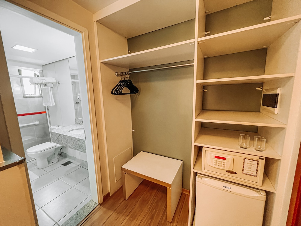 Standard Triple Room - Photo 3