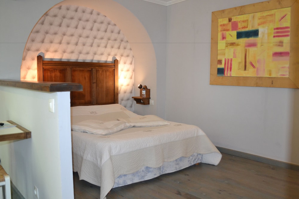 Double Room, Non Smoking (Bleue) photo 1