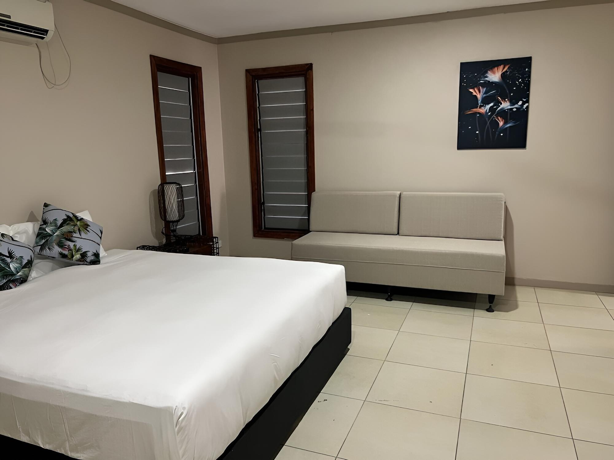 Exclusive Apartment, 3 Bedrooms, Balcony, Garden View photo 7