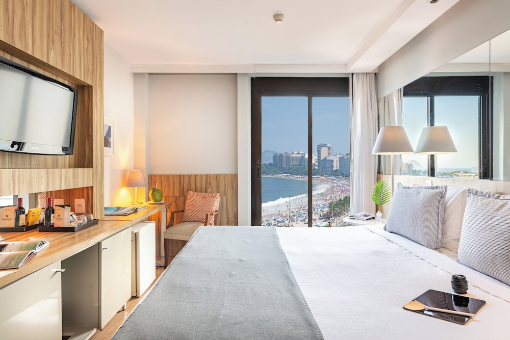Apartment, Beachside thumbnail 5