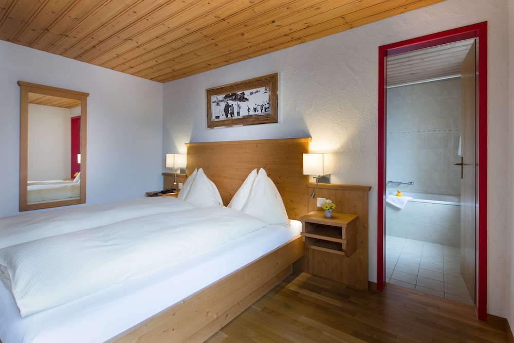 Standard Double Room (Panorama) - Photo 2