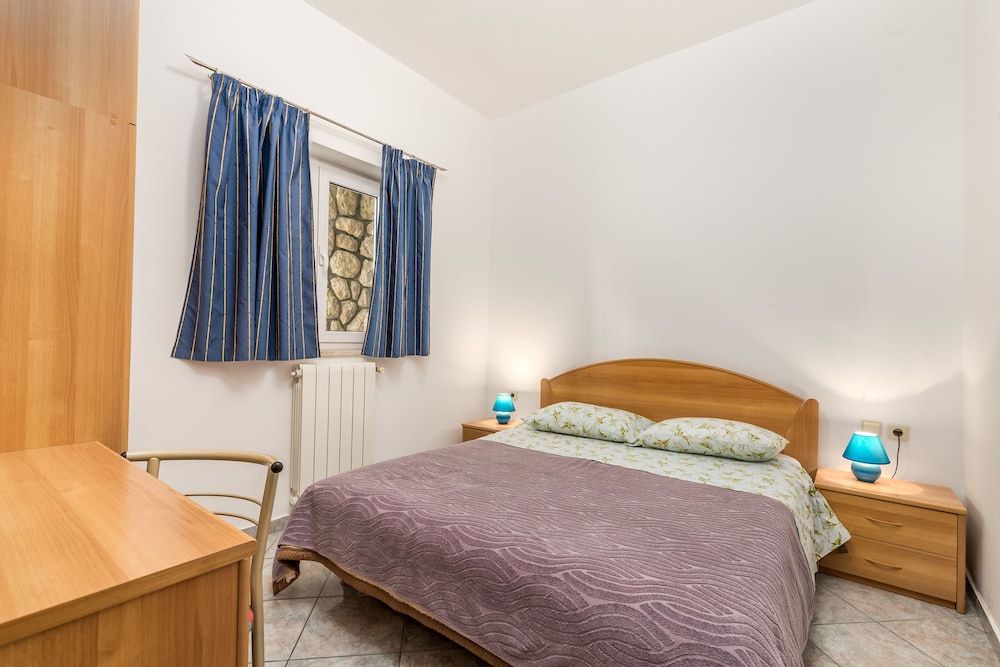 Standard Apartment, 1 Bedroom, Terrace photo 2