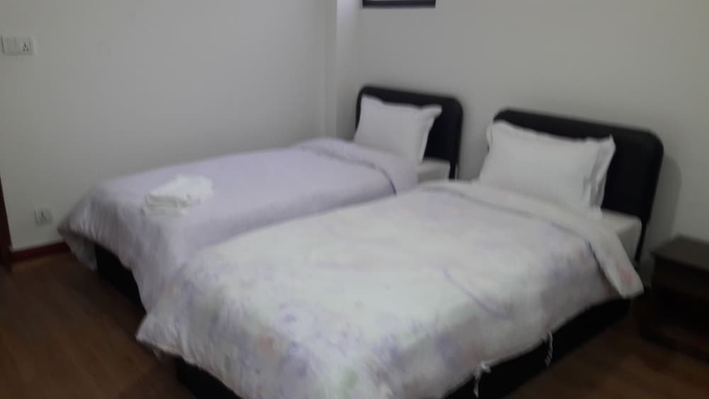 Deluxe Room, 2 Twin Beds photo 1