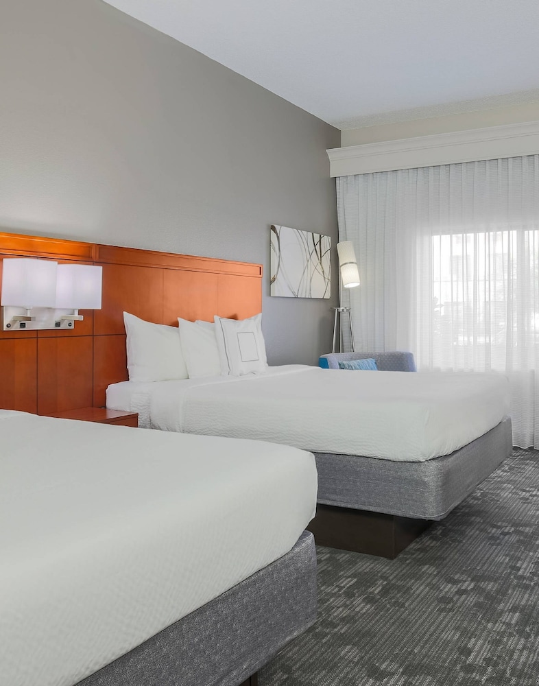 Room, 2 Queen Beds (Hearing Accessible) - Photo 3