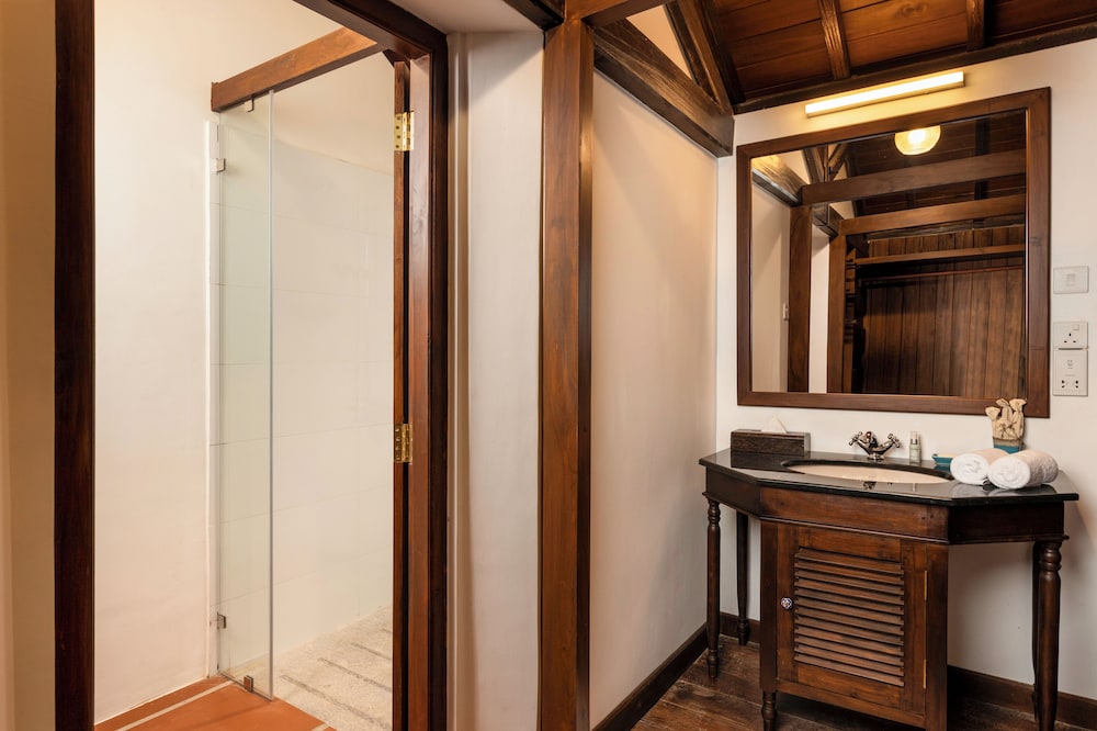Suite - Photo 5