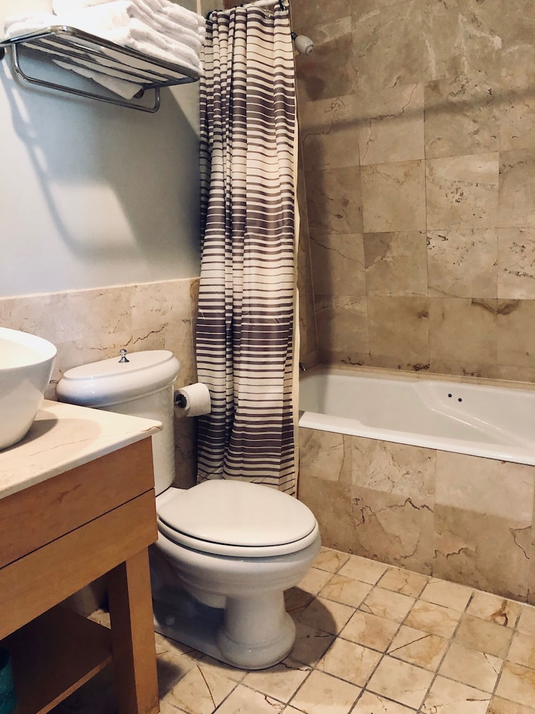 Double Room, 1 Queen Bed, Bay View photo 2
