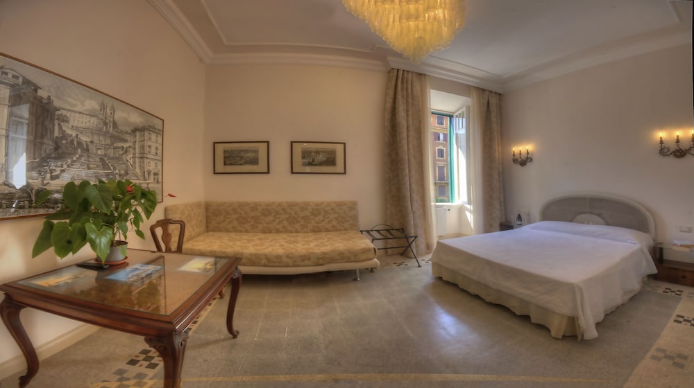 Deluxe Triple Room (Maria) photo 1