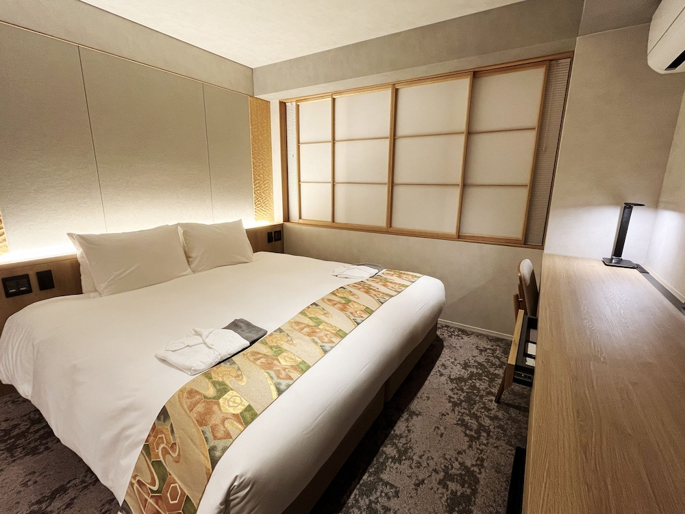Standard Double or Twin Room (1st Floor) - Photo 7