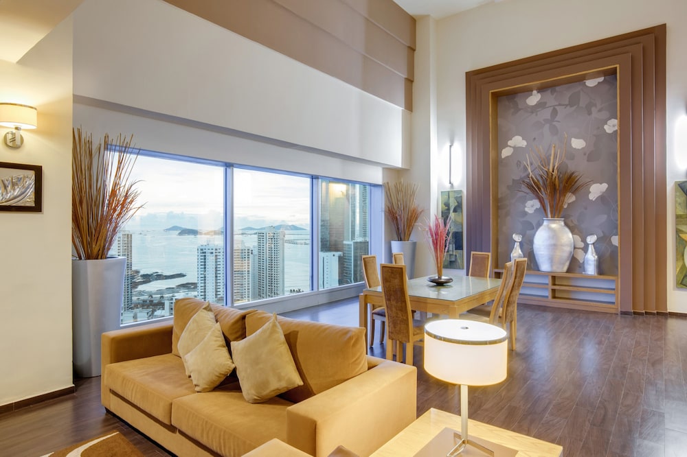 Penthouse (In the heart of the City) photo 3