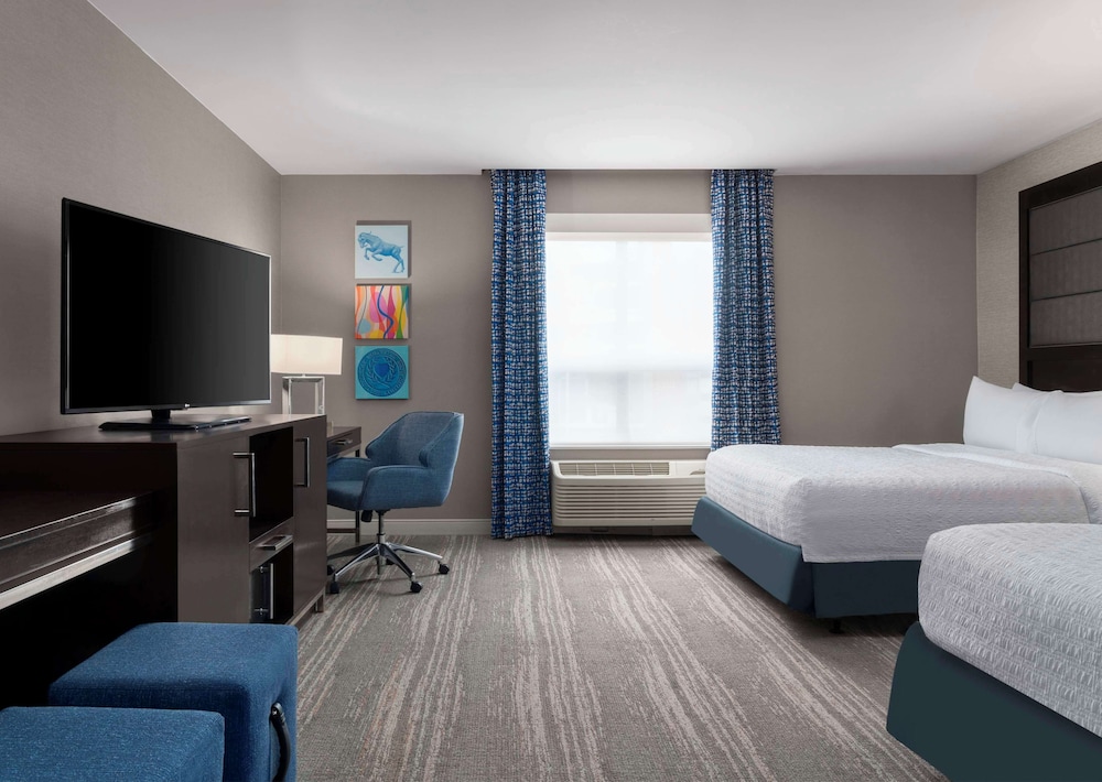 Hampton Inn & Suites-Worcester, MA, Photo 9