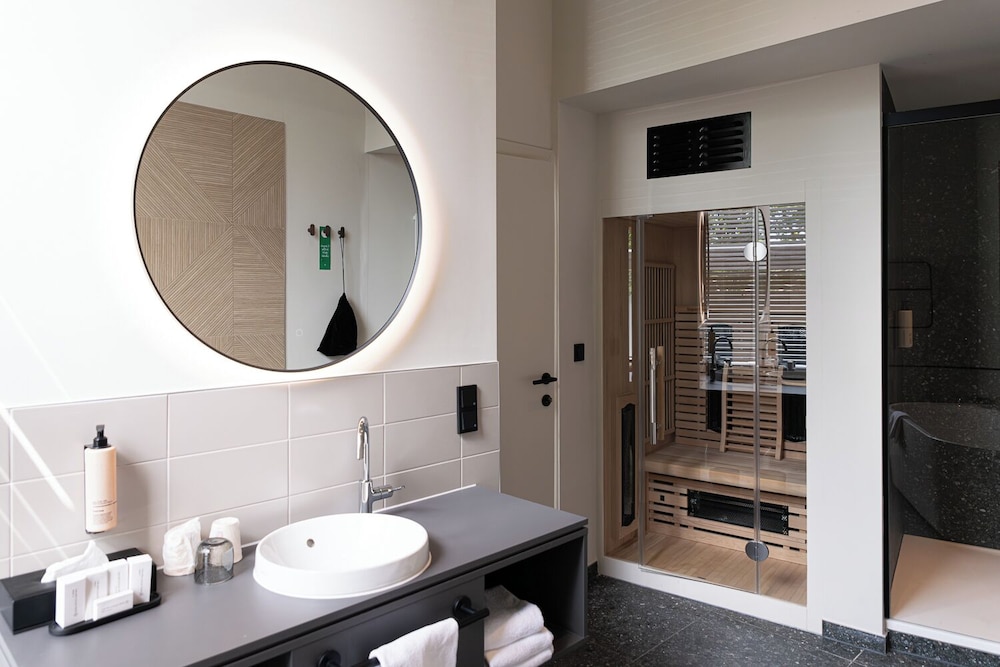 Luxury Studio Suite - Photo 2