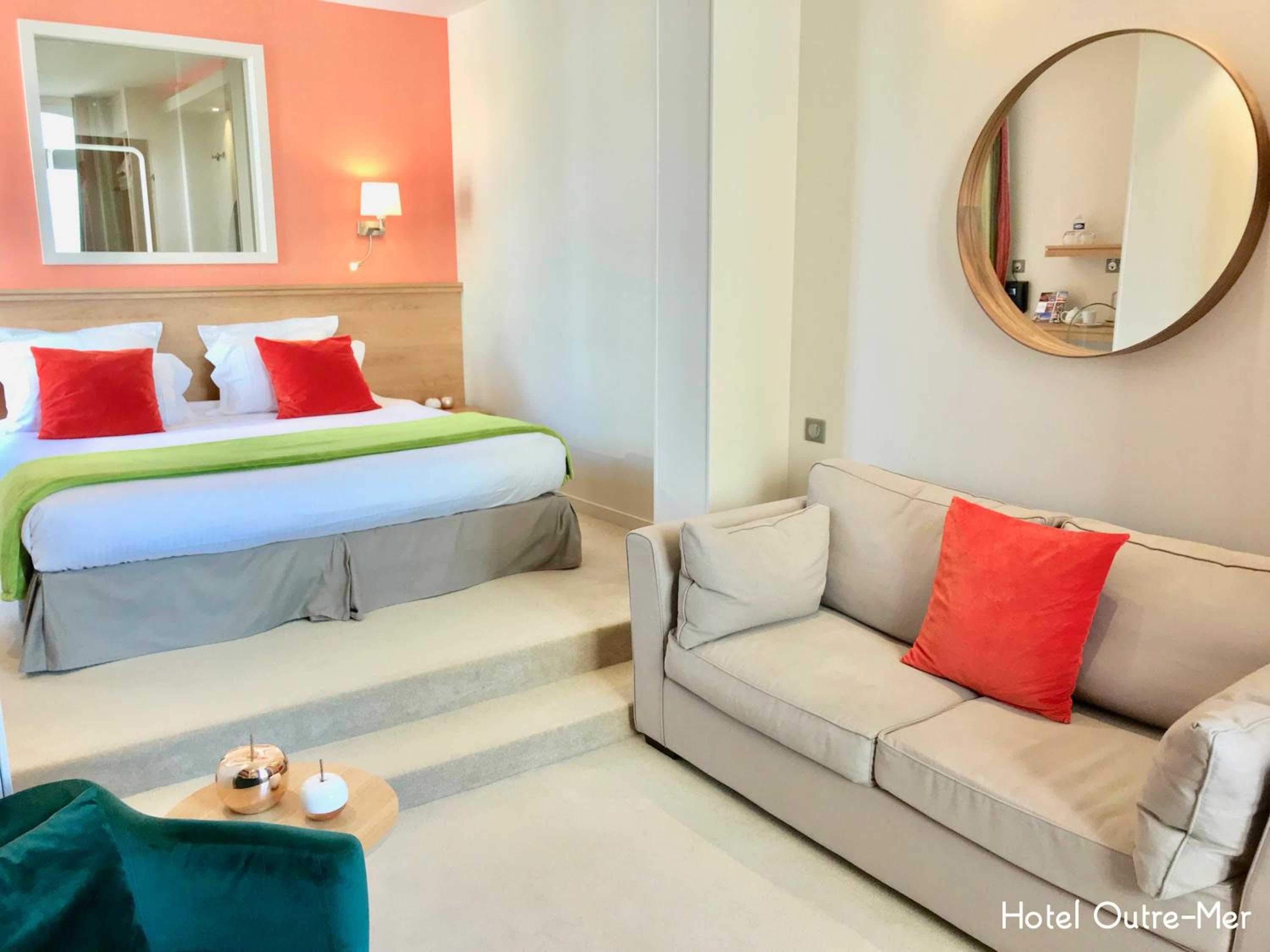 Suite with Terrace and Sea View photo 2