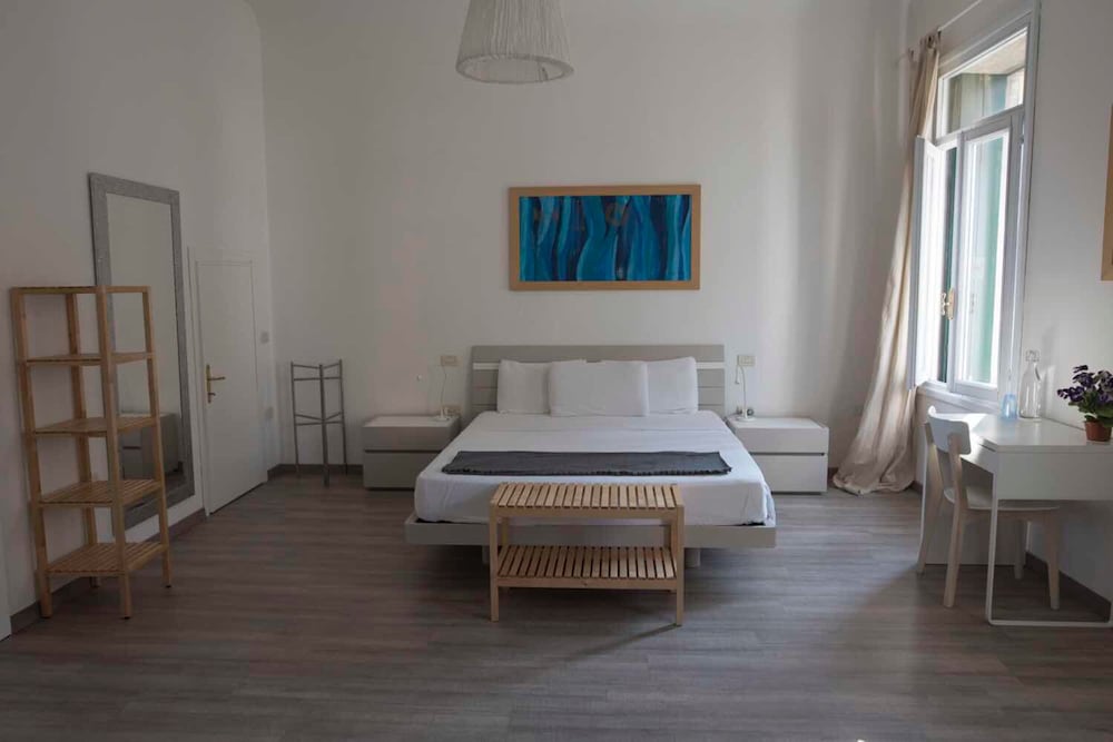 Deluxe Double Room, City View photo 1